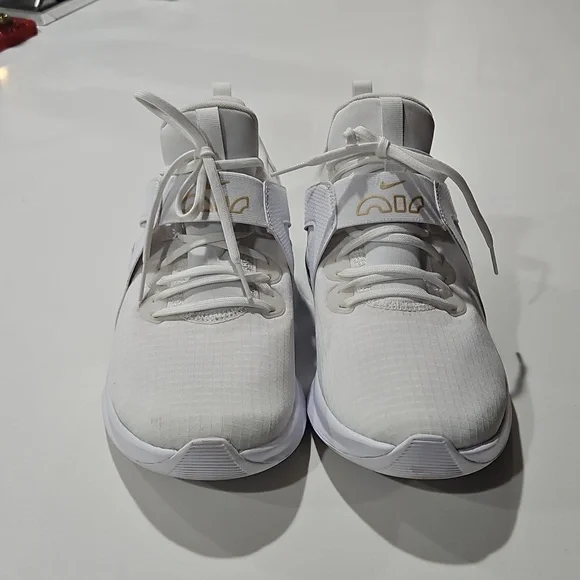 Nike Air Max Bella 5 Cross Training Shoes Size 9.5 - Picture 3 of 6